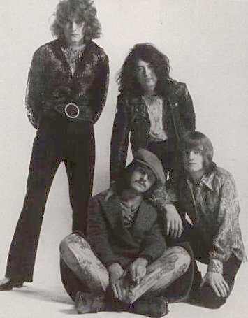LED%20ZEPPELIN%205.jpg
